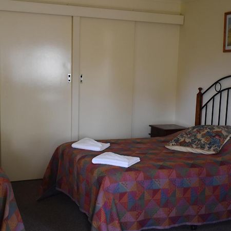 Mount Barker Valley Views Motel & Chalets, Western Australia Room photo
